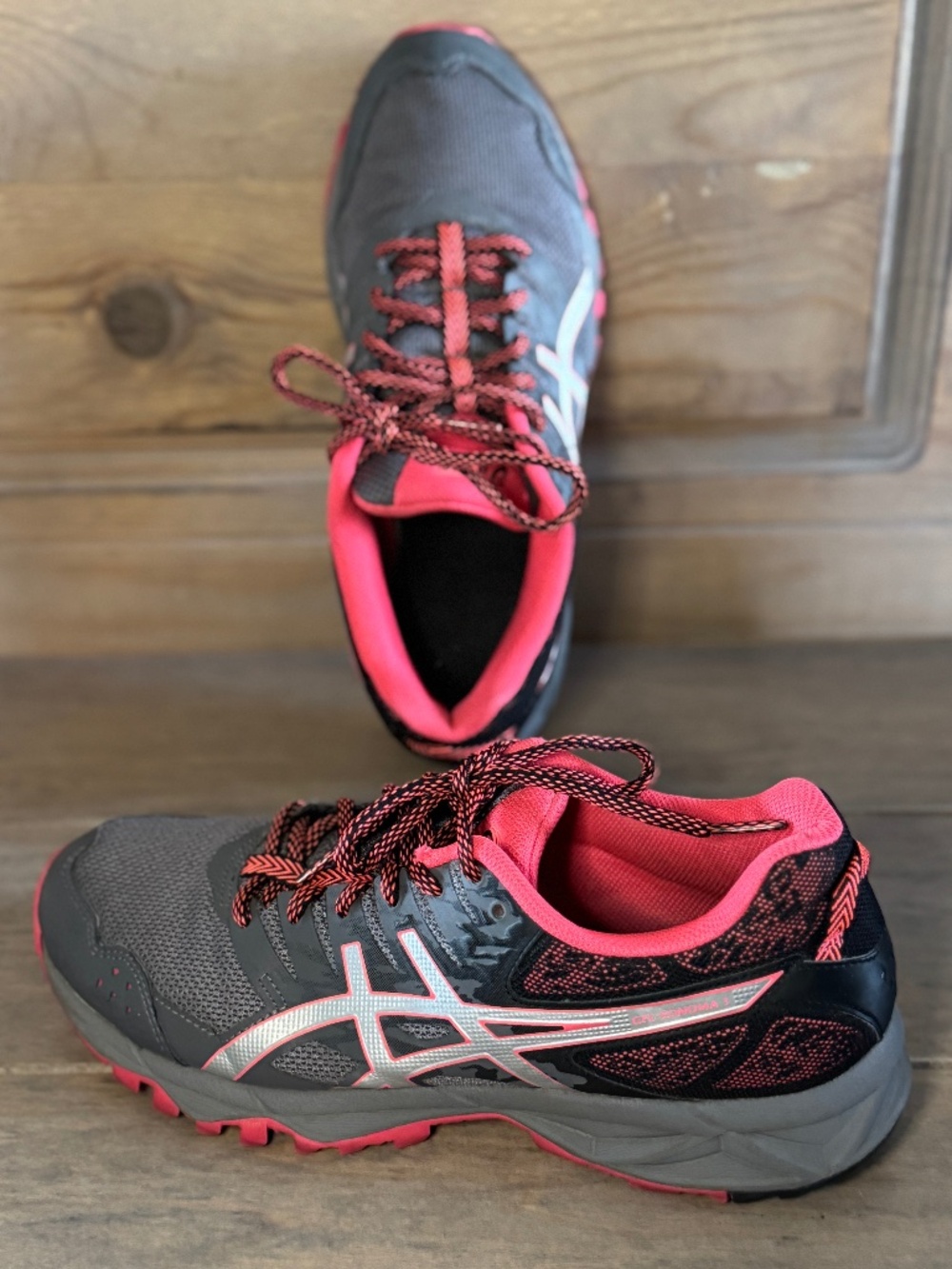 Asics T774N Women's 9 Running Shoes EU 40.5 Very Good Condition